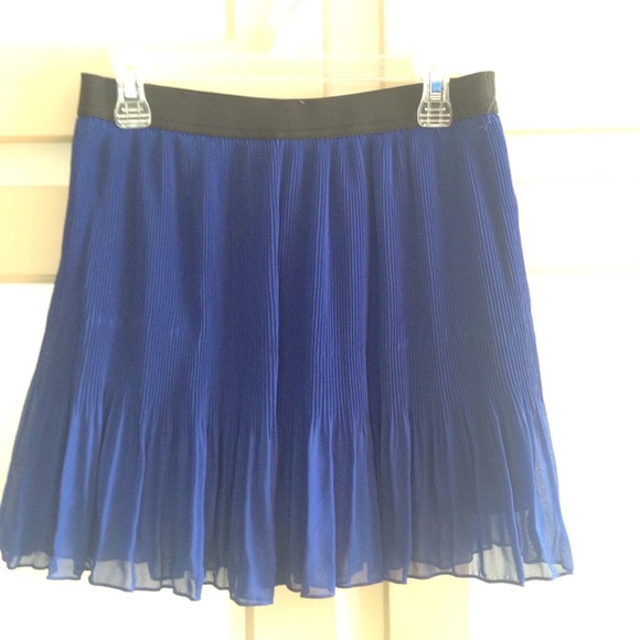 iris basic Dresses & Skirts - Blue mini pleated skirt with elastic waistband